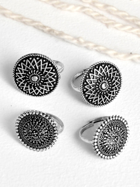 

Infuzze Set Of 4 Oxidised Silver-Plated Adjustable Toe Rings
