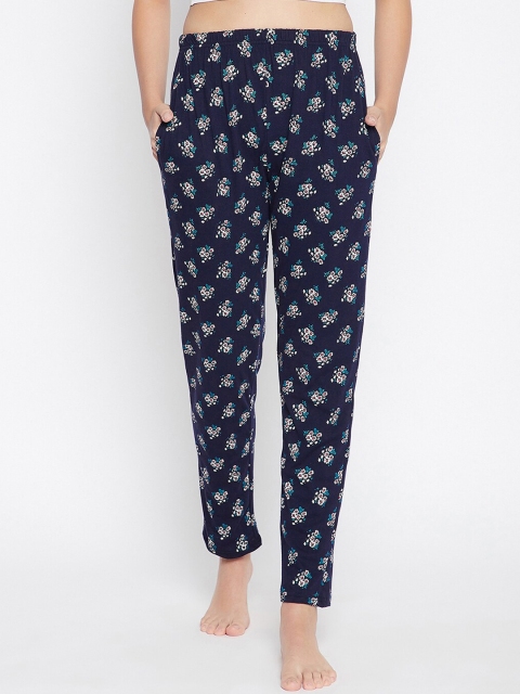 

Clovia Women Navy Blue & White Printed Cotton Lounge Pants