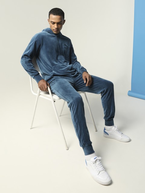 

Puma Men Blue Solid Iconic T7 Velour Hooded Pullover Sweatshirt With Logo Print