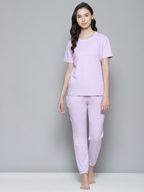 

Femella Women Lavender Solid Cotton Pyjamas Set