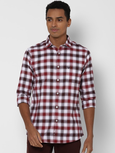 

Allen Solly Men Rust & White Slim Fit Checked Cotton Casual Shirt