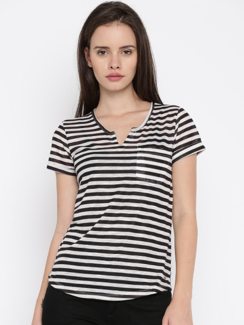 

ELLE Black & White Striped T-shirt