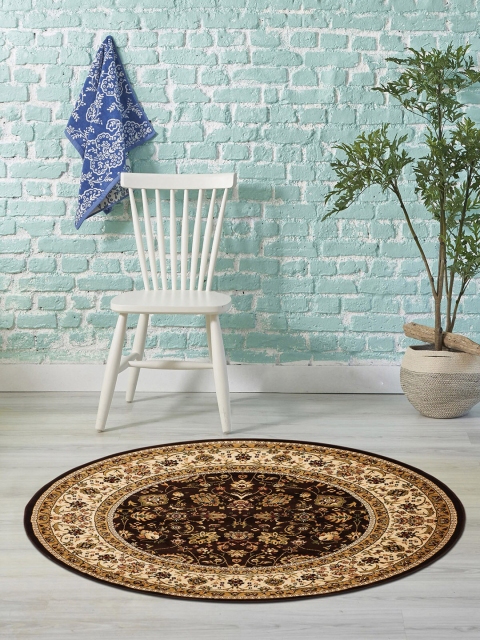 

OBSESSIONS Maroon Esfahan Centerpiece Carpets