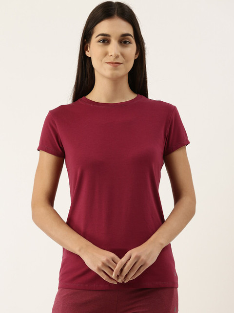 

Enamor Women Burgundy Slim Fit Outdoor T-shirt