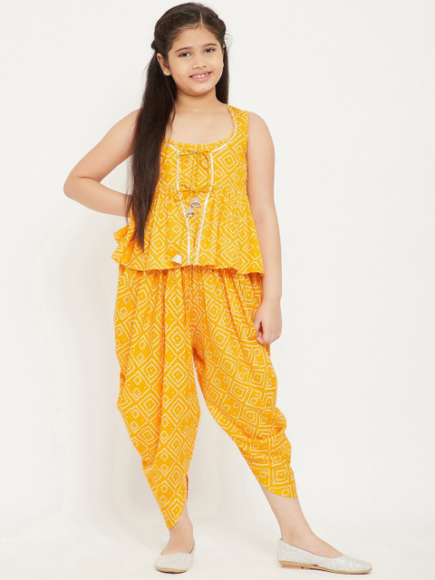 

Stylo Bug Girls Yellow & White Printed Basic Jumpsuit
