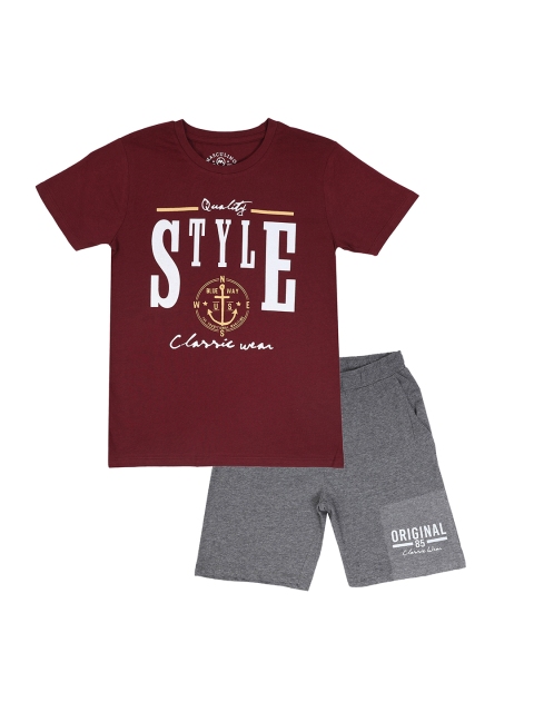 

Masculino Latino Boys Maroon & Grey Printed T-shirt with Shorts