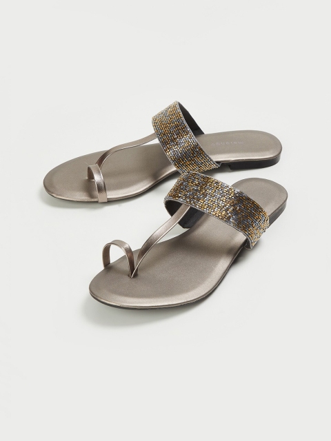 

Melange by Lifestyle Women Grey Textured One Toe Flats