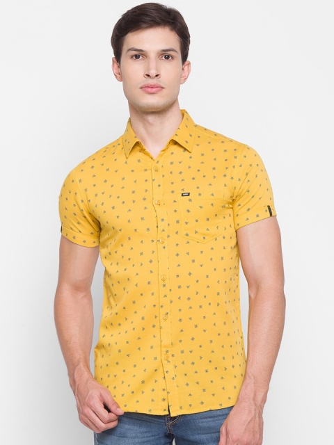 

SPYKAR Men Yellow Slim Fit Opaque Printed Pure Cotton Casual Shirt