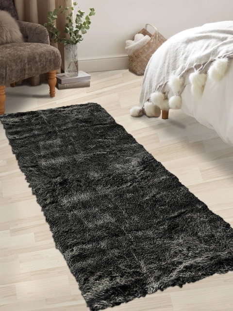 

OBSESSIONS Black Printed Foxy Floor Runner