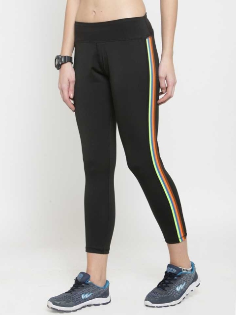 

Boston Club Women Black & Red Solid Skinny-Fit Yoga Tights