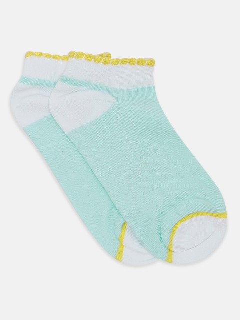 

Honey by Pantaloons Women Green & White Colourblocked Ankle-Length Socks