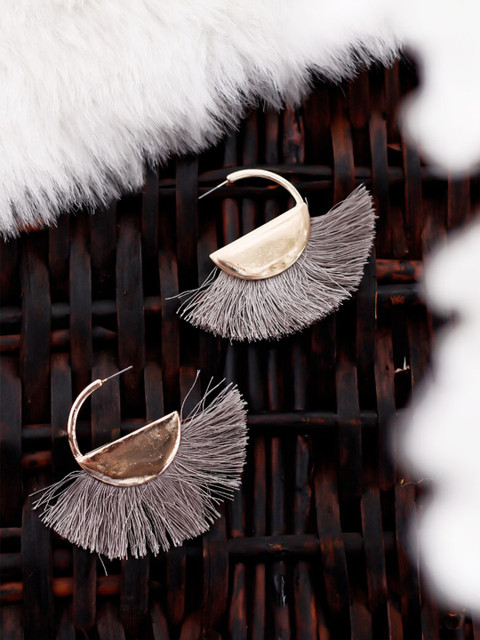 

Bellofox Grey Gold Plated Contemporary Drop Earrings