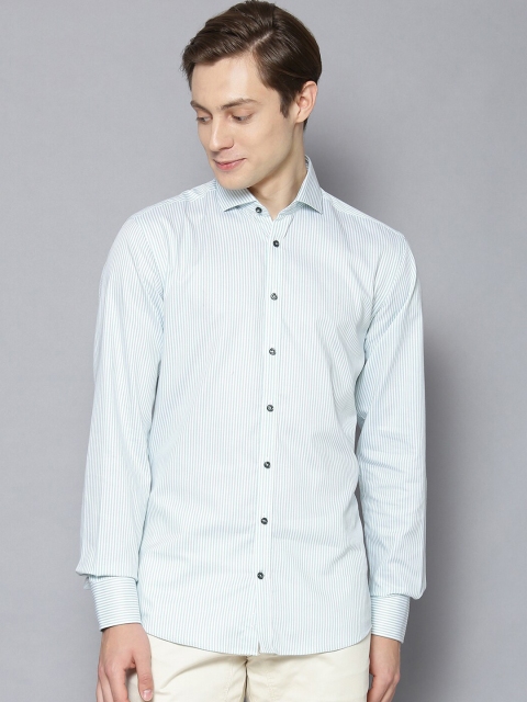 

Bruun & Stengade Men Green Slim Fit Opaque Casual Shirt
