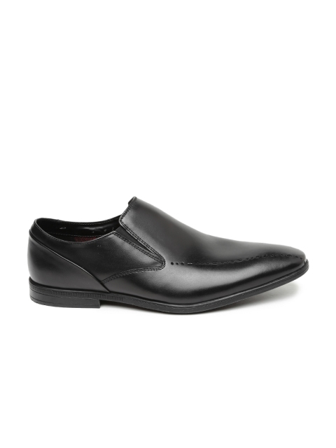 

Clarks Men Black Bampton Free Leather Semiformal Slip-Ons