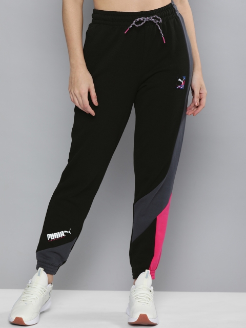 

Puma Women Black & Pink Coloublocked Regular Fit Joggers