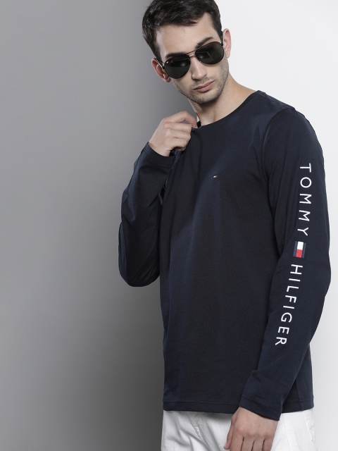 

Tommy Hilfiger Men Navy Blue Organic Cotton T-shirt with Printed Sleeves