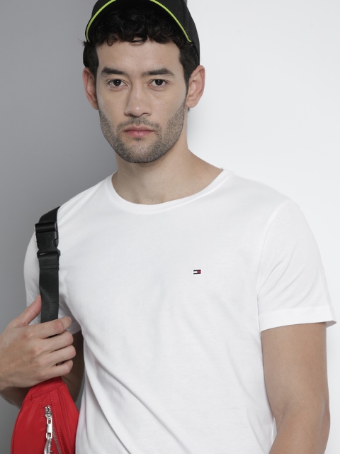 

Tommy Hilfiger Men White Solid Pure Cotton T-shirt