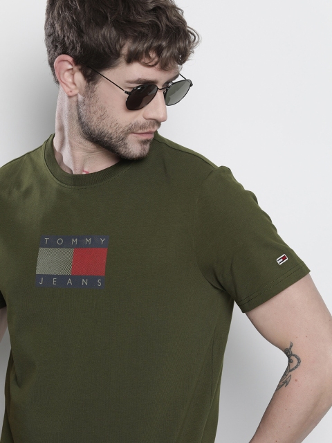 

Tommy Hilfiger Men Olive Green T-shirt