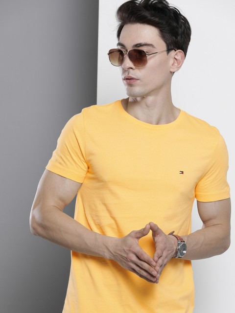 

Tommy Hilfiger Men Yellow Solid Pure Cotton T-shirt