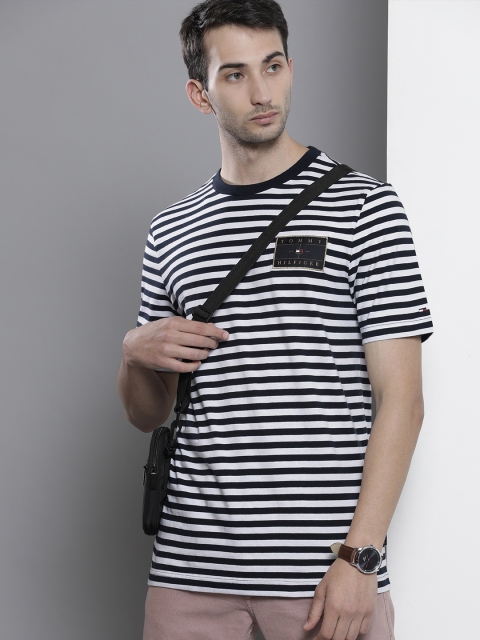 

Tommy Hilfiger Men Navy Blue White Striped Applique Detail Pure Cotton T-shirt