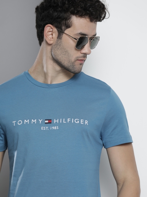 

Tommy Hilfiger Men Blue White Printed Pure Cotton T-shirt