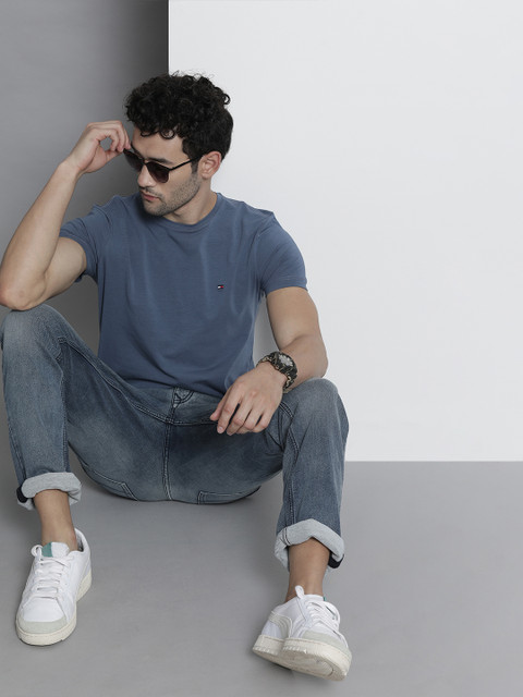 

Tommy Hilfiger Men Blue Solid T-shirt