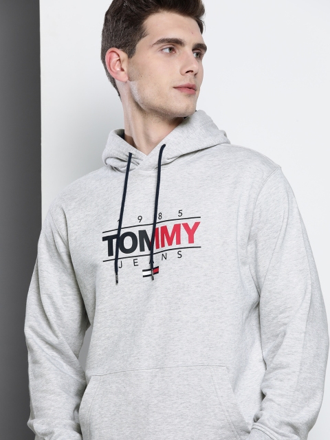 

Tommy Hilfiger Men Grey Melange Printed Organic Cotton Hooded Sweatshirt