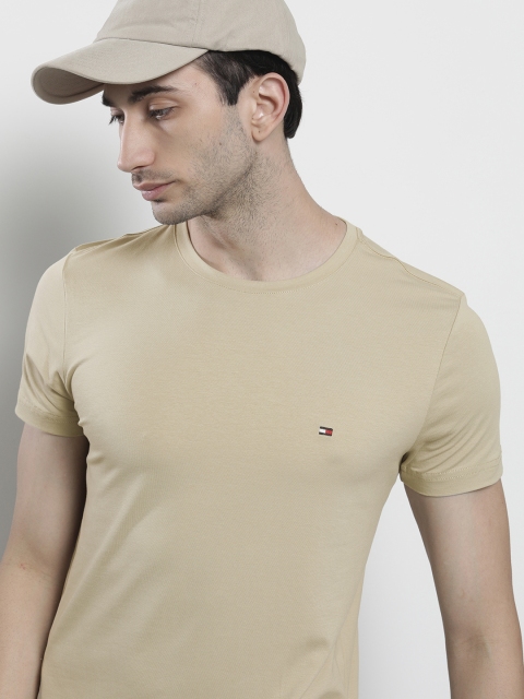 

Tommy Hilfiger Men Beige Slim Fit Solid T-shirt