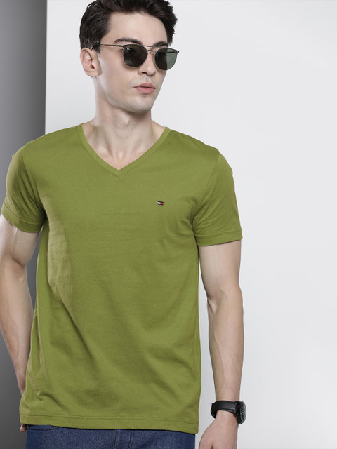 

Tommy Hilfiger Men Olive Green V-Neck Pure Cotton T-shirt