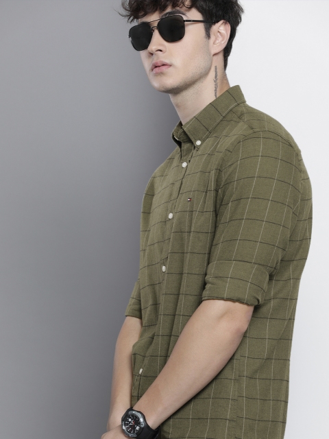 

Tommy Hilfiger Men Green Slim Fit Windowpane Checks Opaque Checked Casual Shirt