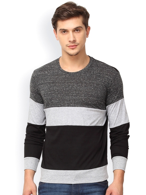 

Campus Sutra Men Grey & Black Colourblocked Round Neck T-shirt