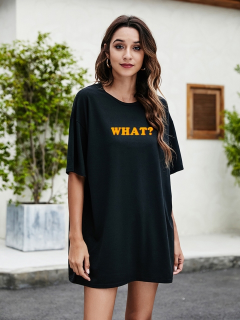 

URBANIC Women Black Solid Drop-Shoulder Sleeves Oversized T-shirt