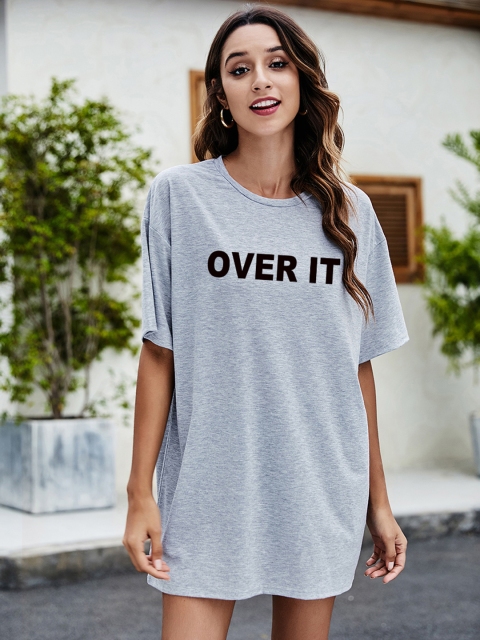 

URBANIC Women Grey Melange & Black Typography Print Relaxed Fit Longline T-shirt