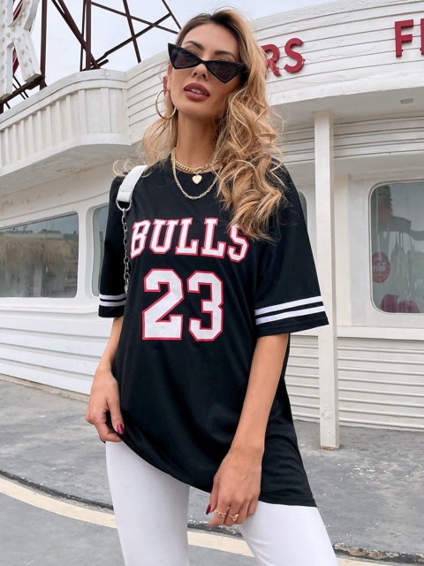 

URBANIC Women Black & White Varsity Print Drop-Shoulder Sleeves T-shirt