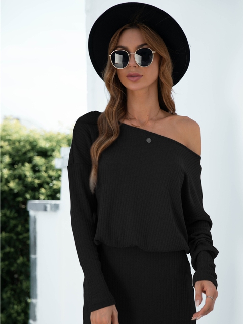 

URBANIC Black One Shoulder Sheath Dress