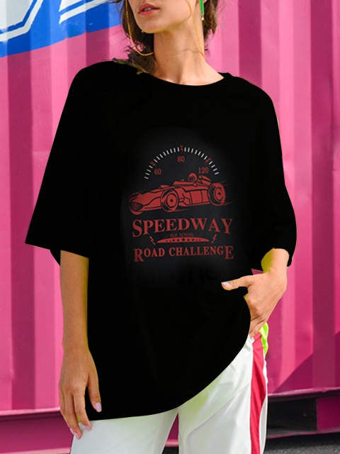 

URBANIC Women Black & Red Cotton Printed Drop-Shoulder Sleeves Longline T-shirt