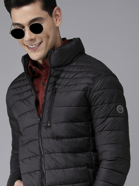 

U S Polo Assn Men Black Solid Horizontal Quilted Puffer Jacket