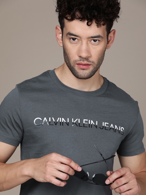 

Calvin Klein Jeans Men Grey Logo Printed Regular Fit Cotton Casual T-shirt