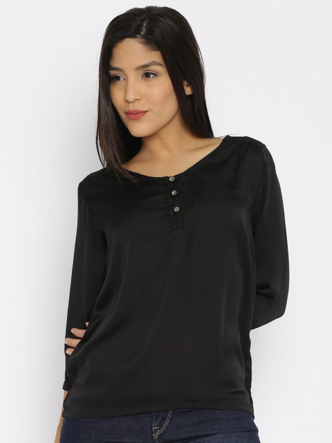 

Noi Women Black Top