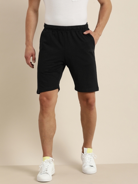

Invictus Indoor Men Black Solid Regular Fit Mid-Rise Shorts