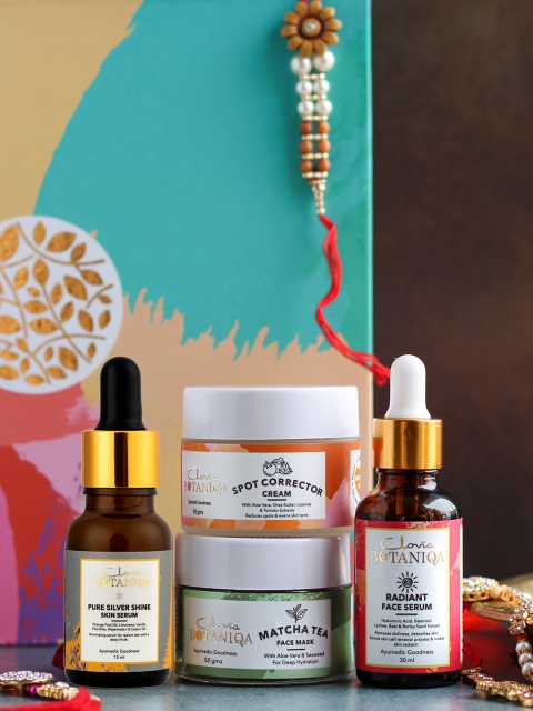 

Clovia BOTANIQA Women Set of 4 Ayurvedic Skin Care Combo 145g, Transparent
