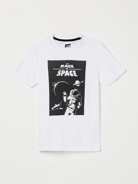 

Fame Forever by Lifestyle Boys White and Black Graphic Printed T-shirt