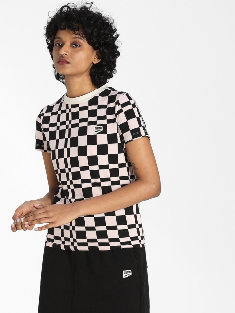 

Puma Women Pink & Black Checked T-shirt