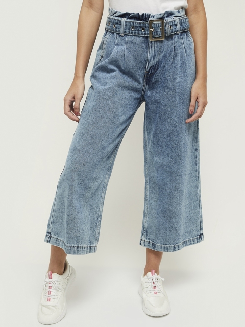 

max Women Blue Flared Bleached Jeans