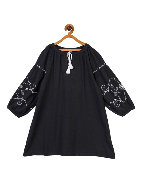 

Miyo Girls Grey & White Embroidered Tie-Up Neck A-Line Dress