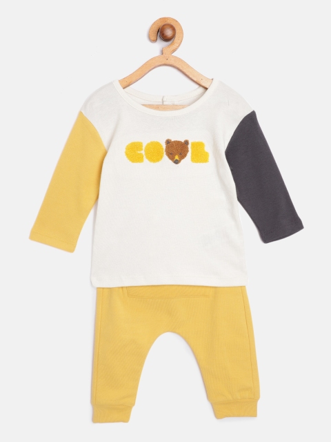 

Marks & Spencer Kids Off-White & Yellow Applique Detail T-shirt with Solid Joggers
