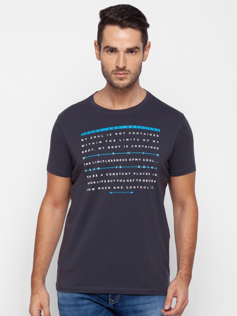 

SPYKAR Men Grey Typography Printed Slim Fit T-shirt