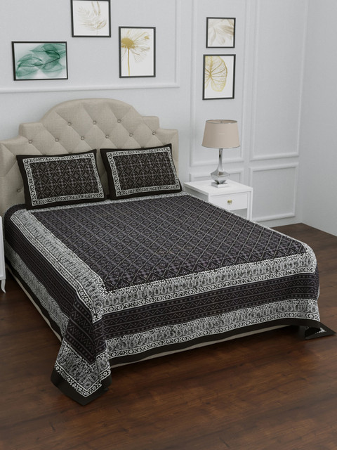 

LIVING ROOTS Black & Grey Geometric 144 TC King Bedsheet with 2 Pillow Covers