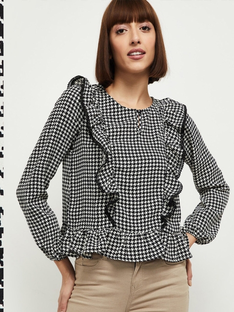 

max Cream-Coloured & Black Checked Bishop Sleeves Ruffles Top