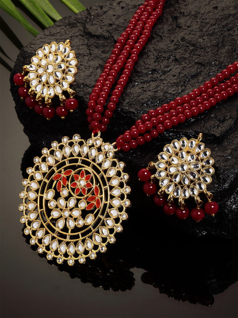 

KARATCART Gold-Plated Red Beaded & Kundan-Studded Antique Jewellery Set